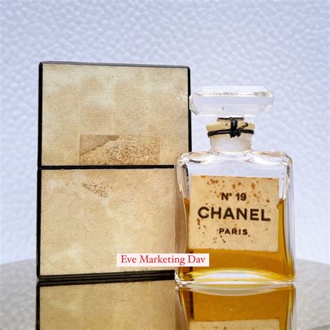 vintage chanel no 19 parfum|where to buy Chanel 19.